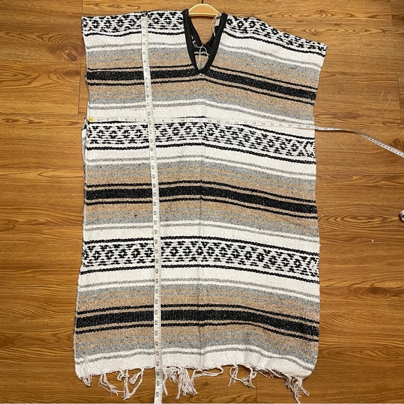 Mexican Falsa Blanket PONCHO Vest Deadhead / Hippie / Camping / Beach Unisex - Picture 2 of 2